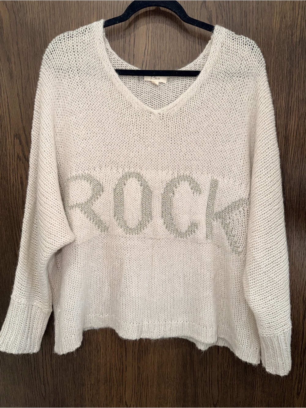 Elan Women’s Loose Knit "ROCK" V-Neck Sweater Size Medium